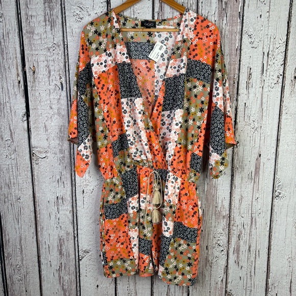 Gigio Pants - 🏷️NWT GiGiO Patchwork Romper Size Medium Multicolor Floral Pattern Kimono Sleeve